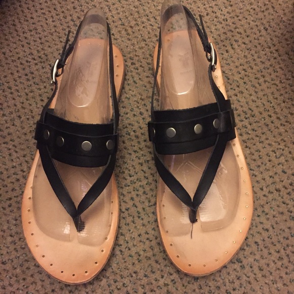 frye sandals sale